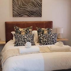 San Lameer Villa 2402 - 3 Bedroom Classic - 6 pax - San Lameer Rental Agency