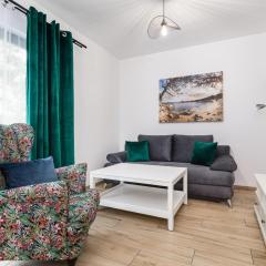 Charming Little Laguna Apartment with SPA & Fitness by Noclegi Renters