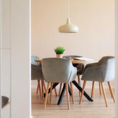 CASA BENJI Dohma - geräumige FeWo - Familien - Parkplatz - Waschmaschine