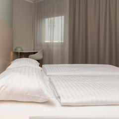 HANS-Y Apartments inklusive Outdoorpool & Bar