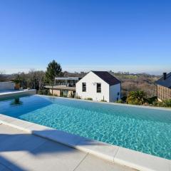 Stunning Home In Banfi