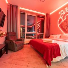 Nikira apartment 88 Smart plaza Obolon Metro Minsk