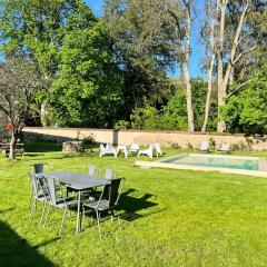 Country House With Swimming Pool In Morvan