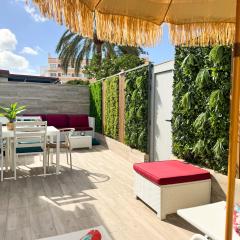 Oasis Beach Home II - Your Private Retreat with Jacuzzi