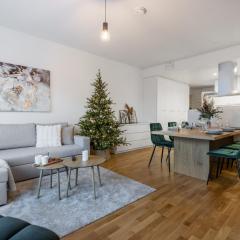 Aurora Avenue by R&K Apartments