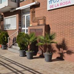 Hostal De la Rosa By Parque Warner Madrid