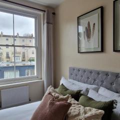 Idyllic Abode in Picturesque Clifton Village