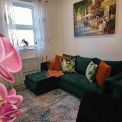 Calm 1-Bedroom Apartment