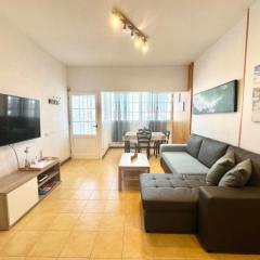 Lima Limon by the sea, 2 bedrooms, central, high speed internet, desk