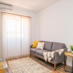 Akisol Faro Gratitude