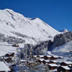 Modern apartment in the heart of Chinaillon