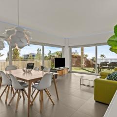 Luxury Apartment With Sea View