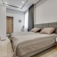 Central Platinum Apartments 27