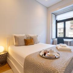 Host Wise - Modern Stuning Flat w Prime Location