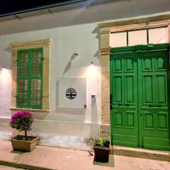 Green Leaf - Old City Suite