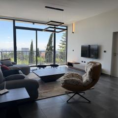 Chic & Cozy Designer Space 1A