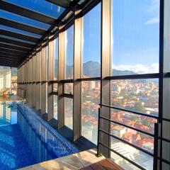 Zona T Stay with 2 Queen Beds Sauna Pool & Gym