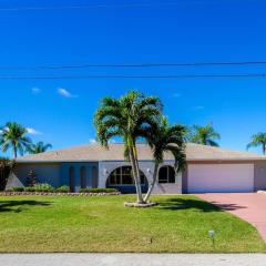 Aloha Cove - Modern Home with Gulf Access - Vesteva