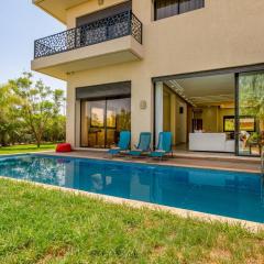 Golf Resort 4BR Villa Heated Pool Free Pickup