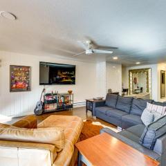 Walk to Ski Slopes! Red River Condo with Fireplace