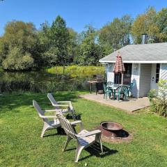 Petit chalet au bord du lac
