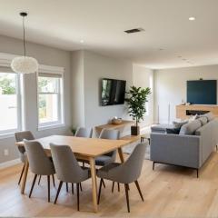 Stay in Style Hollywood Residences with Free Parking