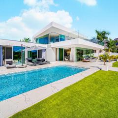 Luxury Villa with Heated Pool & Jacuzzi Near Costa Adeje Golf
