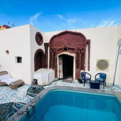 private home lucky seven