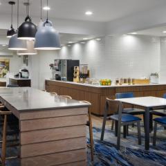 Fairfield Inn & Suites Jacksonville Airport