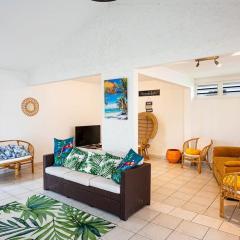 Villa au cœur des îles, piscine et vue marina du Gosier