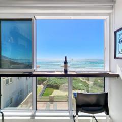 Neptune Isle Oceanfront 3-Bed with Pool