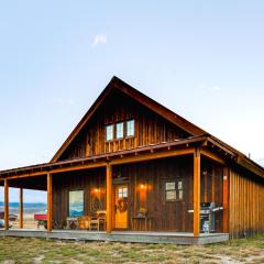 Fish, Hike and Explore! Ennis Cabin - 13 Mi to Town