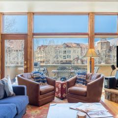 Le Chamonix I by AvantStay Condo w Views in Great Location