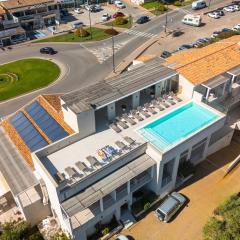 ISA - Hotel with panoramic swimming pool in Porto San Paolo just 850 mt from the sea
