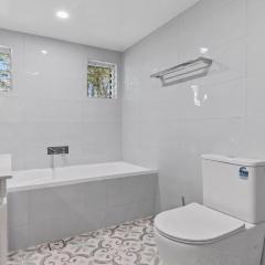 14 - 22 - 26 Russell Street Hawks Nest