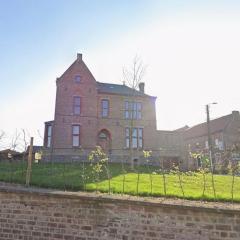 Picturesque mansion with garden in Tongeren