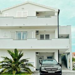 1 Bedroom Gorgeous Apartment In Vrsi