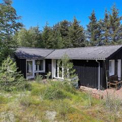 6 person holiday home in Ålbæk