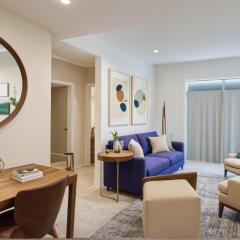 Comfortable LA Haven near Great Dining & Nightlife