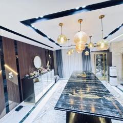 Luxury home at center of cairo