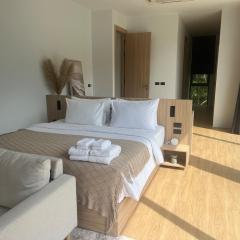 Aileen Naithon Hills - Tropical Haven Retreat