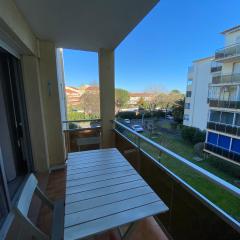 Appartement 2 pièces proche plage avec parking - FR-1-837-66