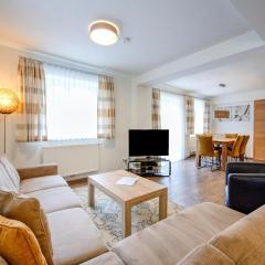 Ski-In Ski-Out Brunner Apartment Top 2, cleaning included