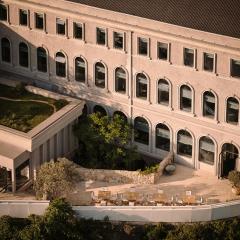 Chongqing Jixiang Sunyata Resort Hotel