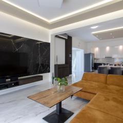 Ocean Luxe Apartment