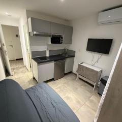 Modern studio near Stade Vélodrome metro station