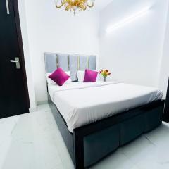 Hotel 24 Stay - Near Max Hospital