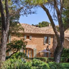 カン シモネータ 大人専用（Can Simoneta - Adults Only）