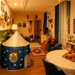 Magiczny Salonik Harrego - Obok Jarmarku Bożonarodzeniowego i Sceny Sylwestrowej