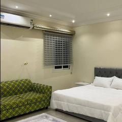 Large apartment in Obhur